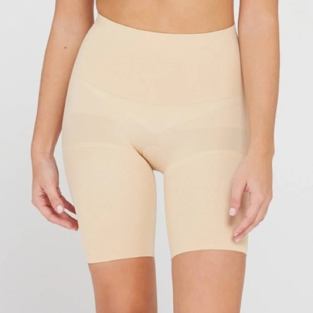 Spanx Remarkable Results High Rise Shaping Shorts Beige Nude Size 1X Plus